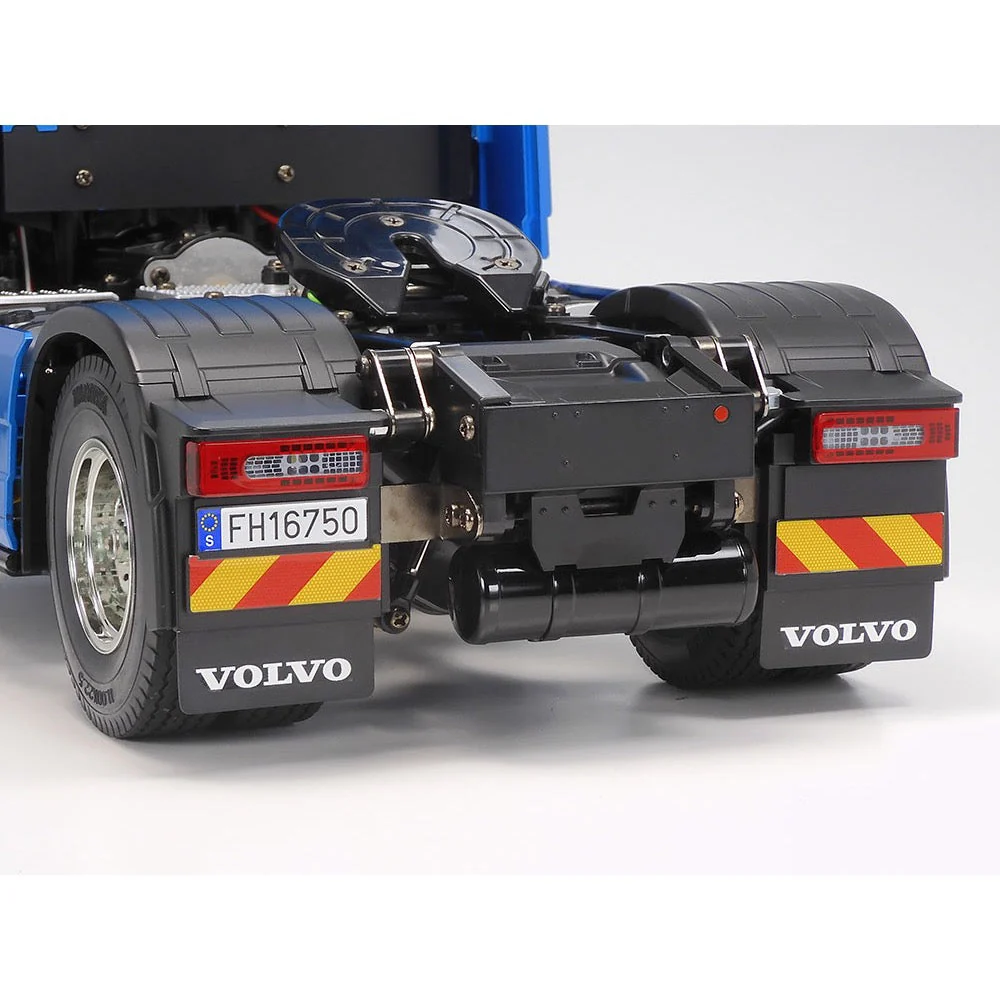Tamiya 1/14 Volvo FH16 Globetrotter XL 750 4X2 RC Truck Kit 56375-600 - Image 17
