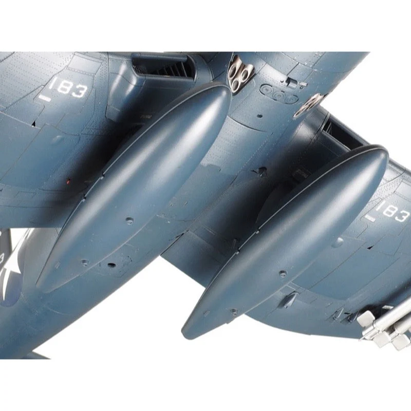 Tamiya 60327 1/32 F4U-1D Corsair - Image 13