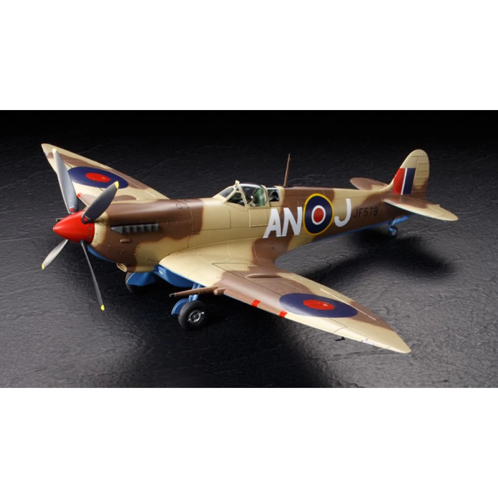 Tamiya 60320 1/32 Supermarine Spitfire Mk.VIII - Image 2