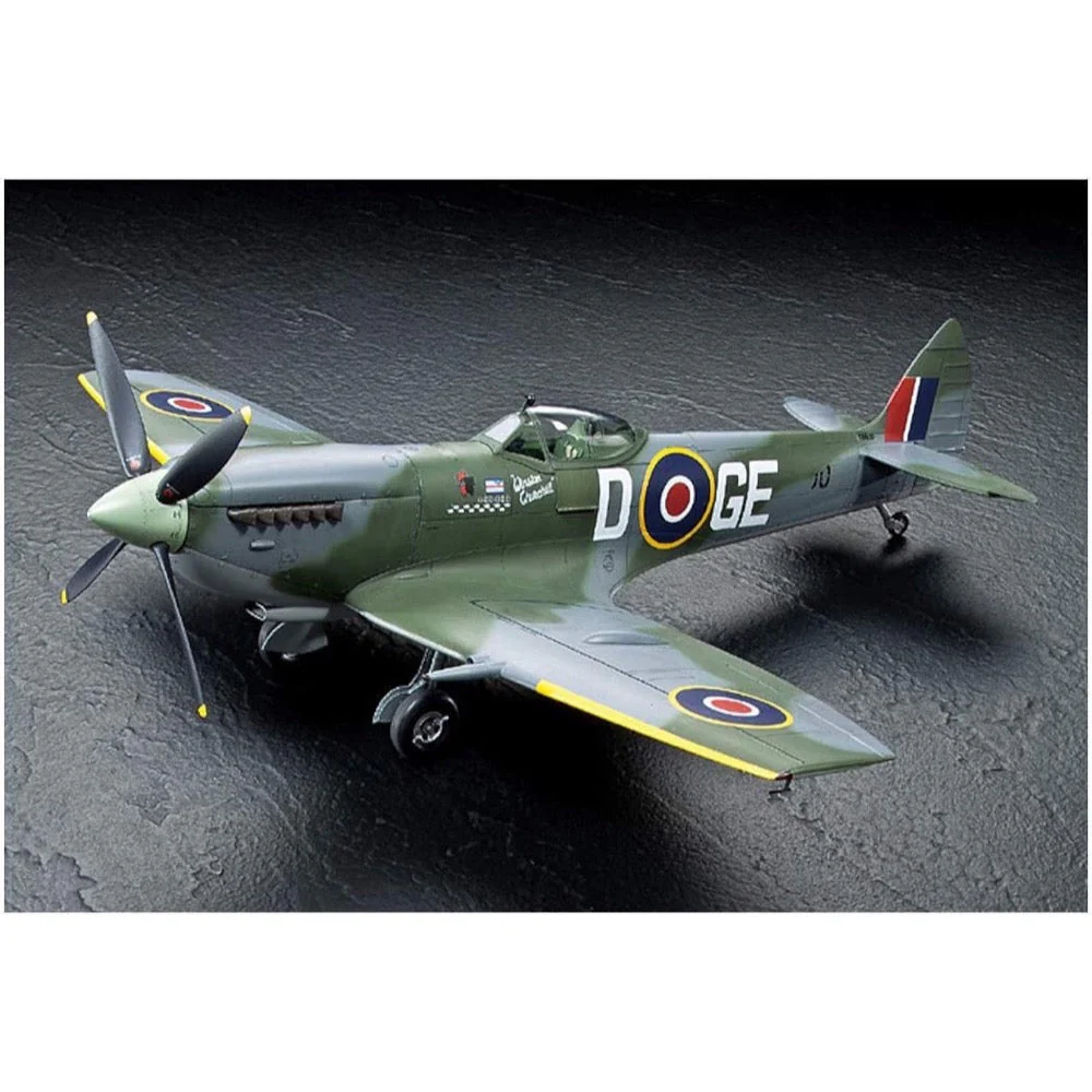 Tamiya 60321 1/32 Supermarine Spitfire Mk.XVIe - Image 3
