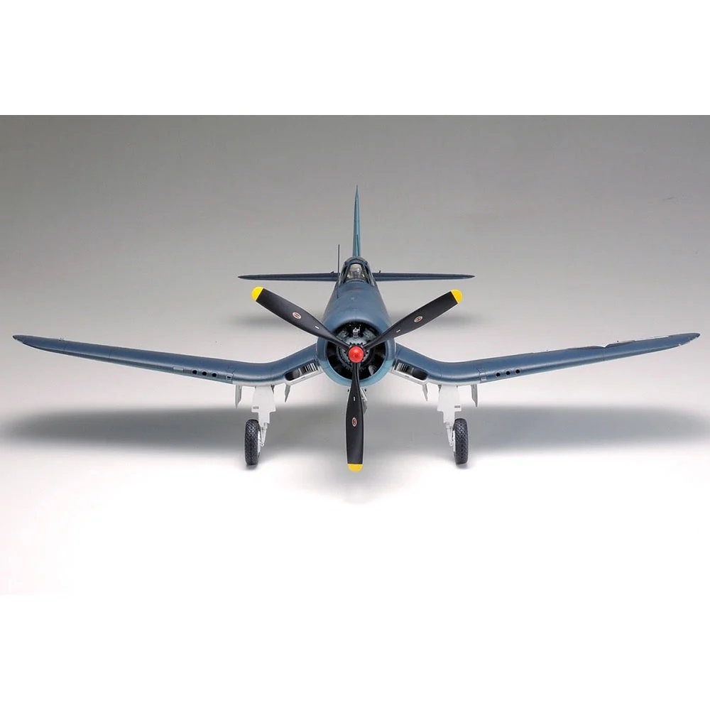 Tamiya 60325 1/32 Vought F4U-1A Corsair - Image 4