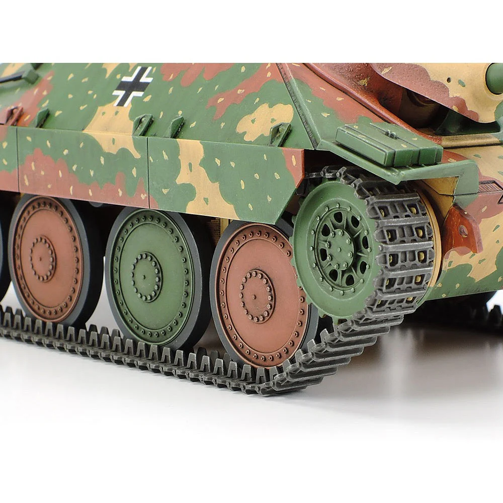 Tamiya 35285 1/35 German Jagdpanzer 38 T Hetzer Mid Production - Image 5