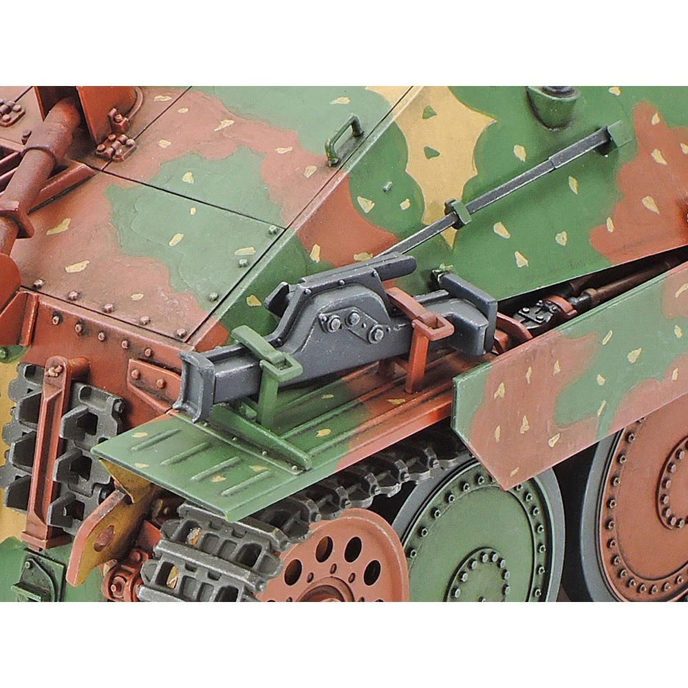 Tamiya 35285 1/35 German Jagdpanzer 38 T Hetzer Mid Production - Image 6