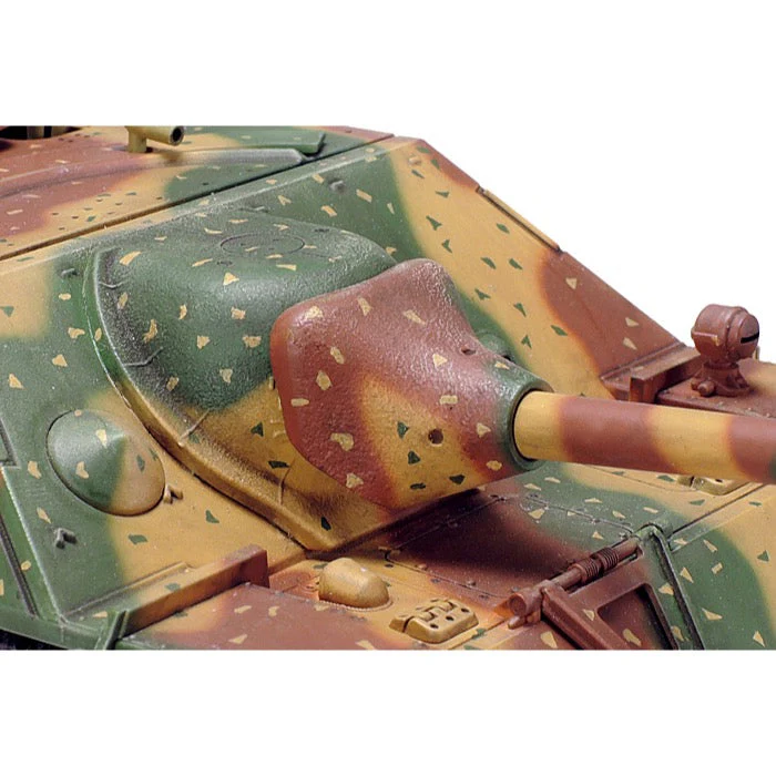 Tamiya 35340 1/35 German Jagdpanzer IV/70 (V) Lang - Image 4