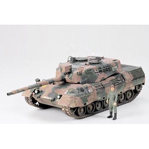 Tamiya 35112 1/35 German Leopard Tank A4 - Image 2
