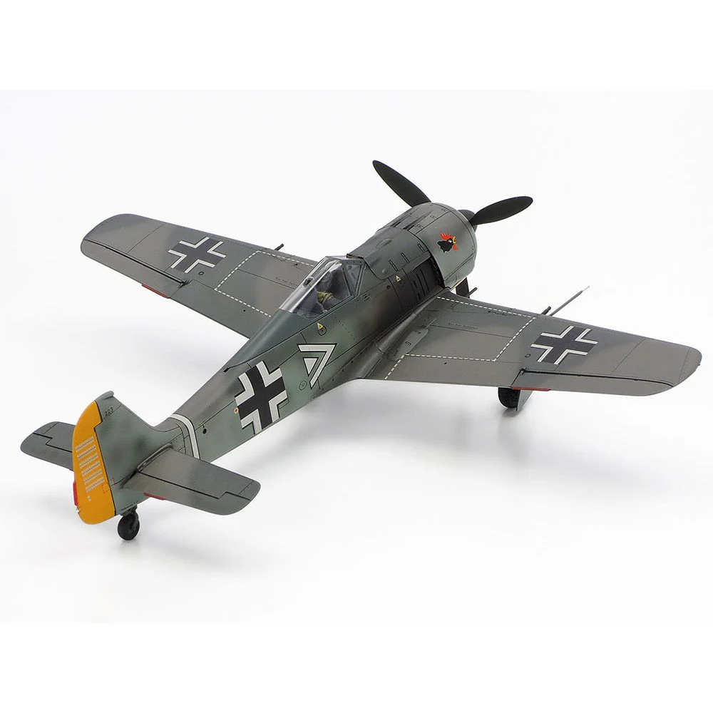 Tamiya 61037 1/48 Focke-Wulf Fw190A-3 - Image 3
