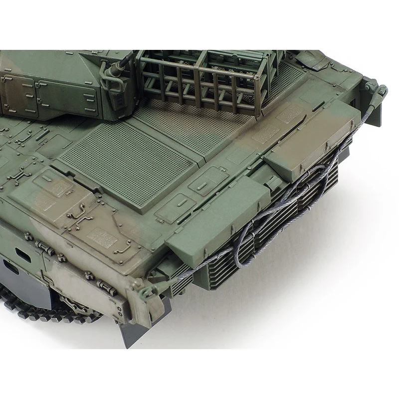 Tamiya 32588 1/48 Japan Ground Self Defense Force Type 10 Tank - Image 8