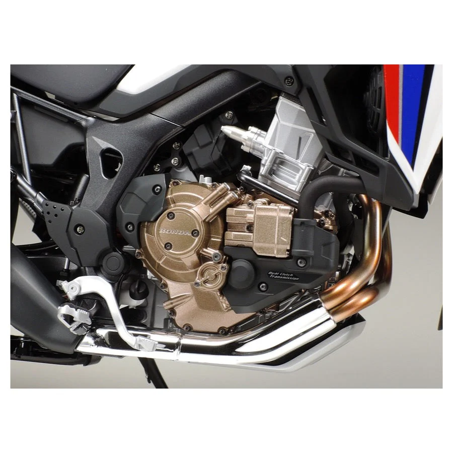 Tamiya 16042 1/6 Honda CRF1000L Africa Twin - Image 7