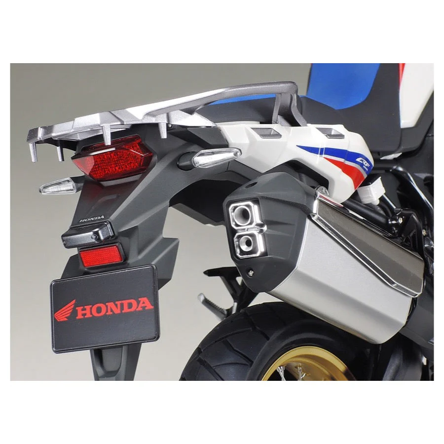 Tamiya 16042 1/6 Honda CRF1000L Africa Twin - Image 9