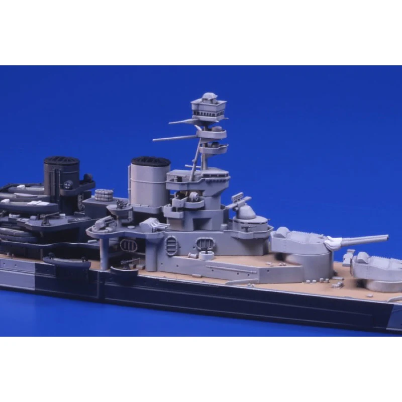 Tamiya 31617 1/700 British Battle Cruiser Repulse - Image 6