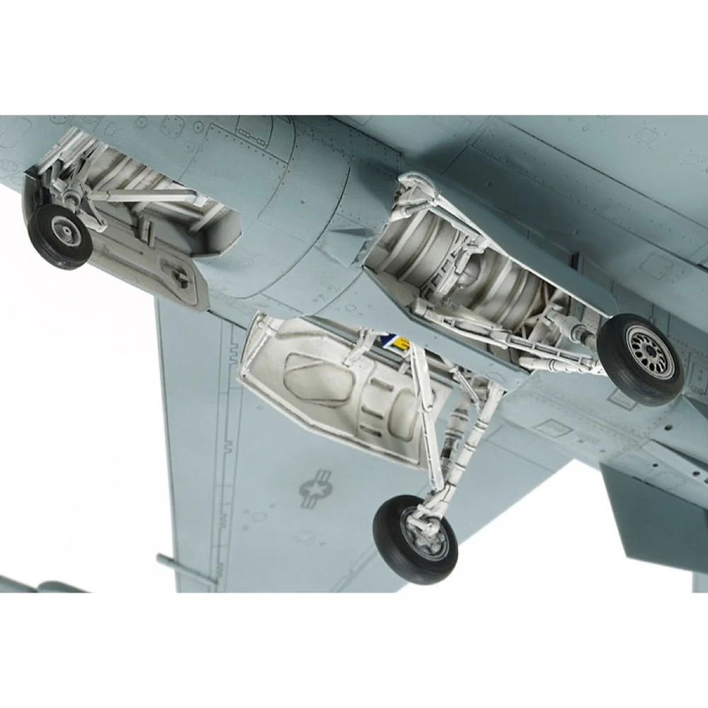Tamiya 60786 1/72 Lockheed Martin F16 Fighting Falcon - Image 5