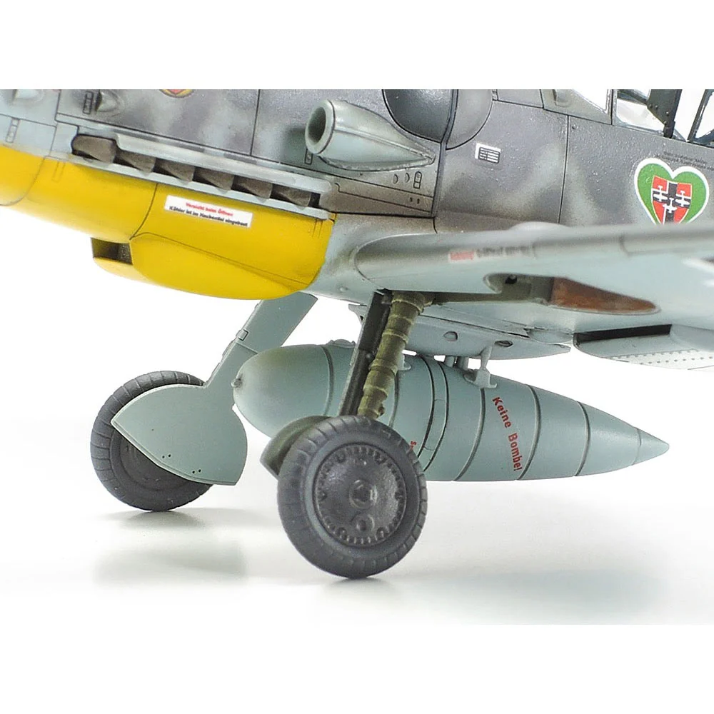 Tamiya 60790 1/72 Messerschmitt Bf109 G-6 - Image 8