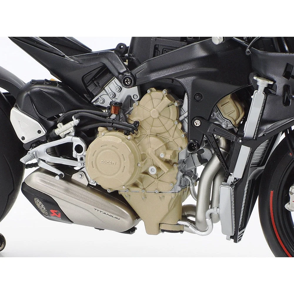 Tamiya 14140 1/12 Ducati Panigale V4 Superleggera - Image 15