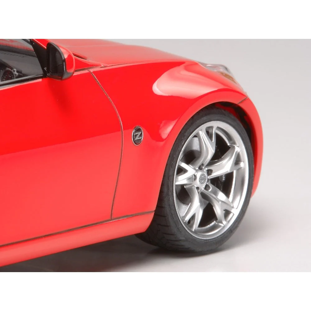 Tamiya 24315 1/24 Nissan 370Z - Image 5