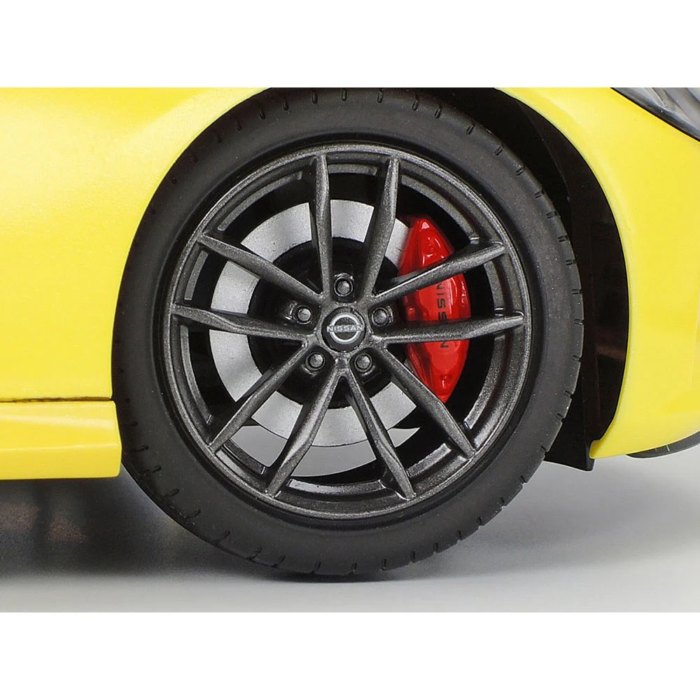Tamiya 24363 1/24 Nissan Fairlady Z (RZ34) - Image 11