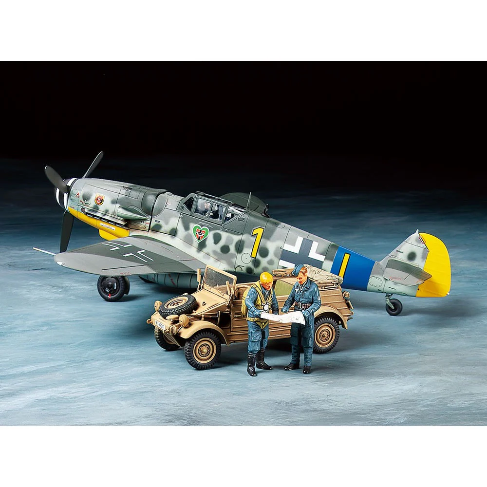 Tamiya 25204 1/48 Messerschmitt Bf109 G-6 and Kubelwagen Type 82 Set - Image 2