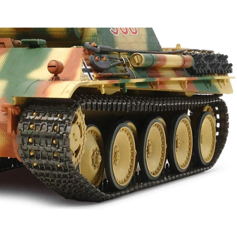 Tamiya 30055 1/35 Panther Ausf.G Early with Motor - Image 5