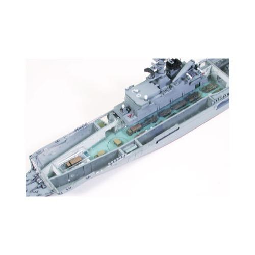 Tamiya 31006 1/700 Waterline JMSFF LST-4002 Shimokita - Image 7