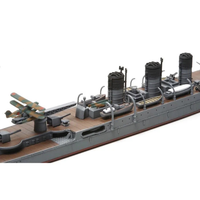 Tamiya 31349 1/700 Waterline Japanese Abukuma Light Cruiser - Image 5