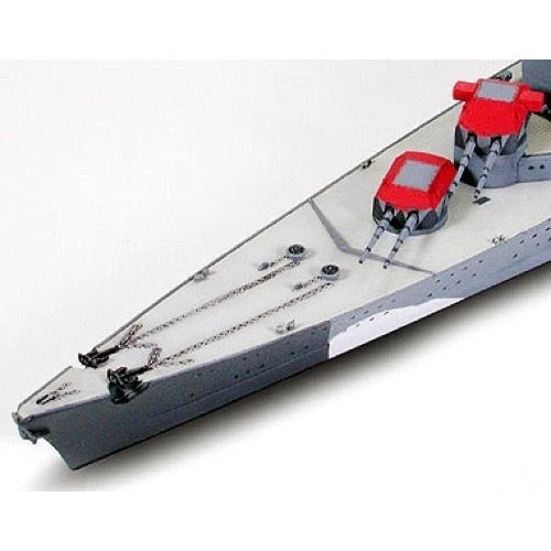 Tamiya 31805 1/700 Prinz Eugen German Heavy Cruiser - Image 6