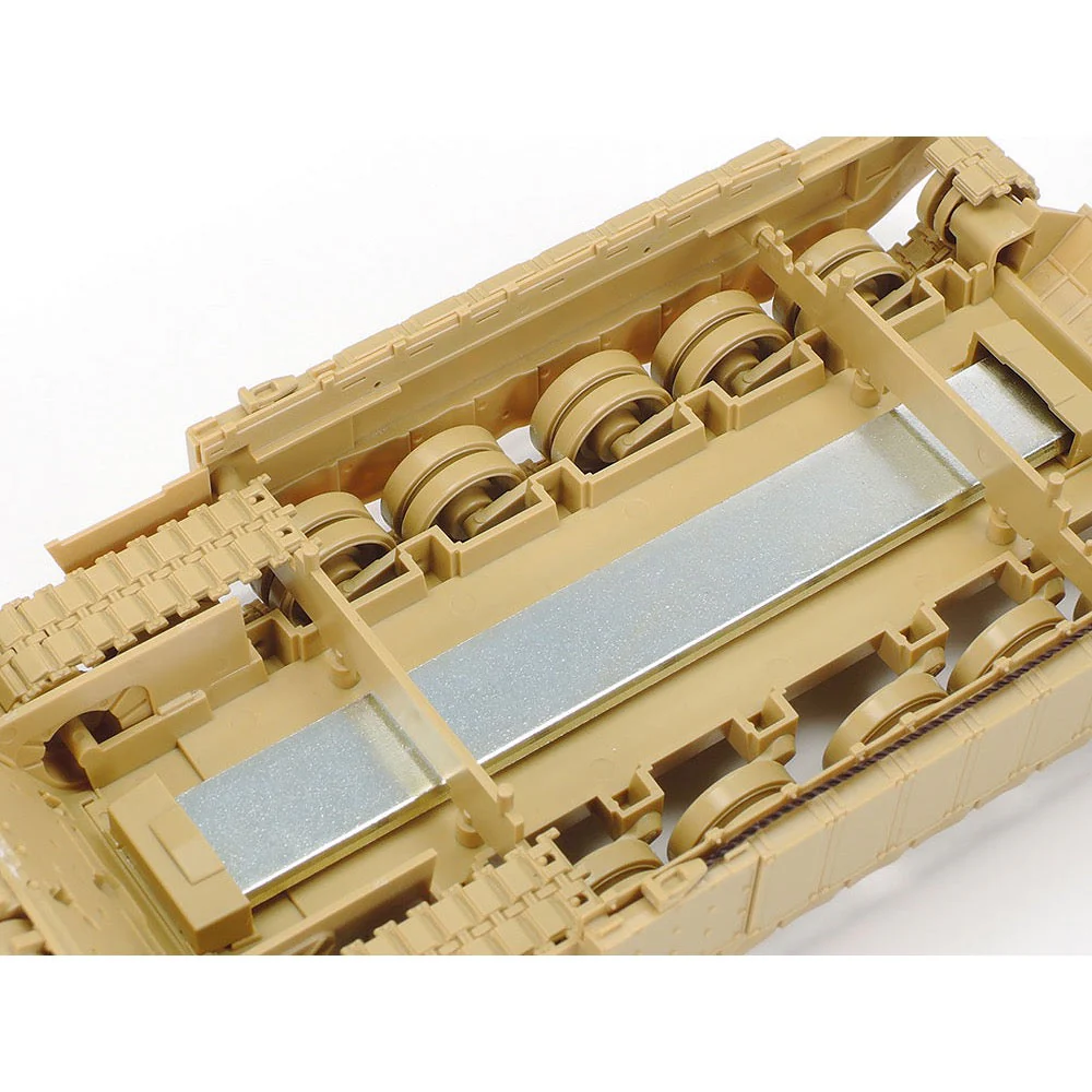 Tamiya 32601 1/48 British Main Battle Tank Challenger II Desertised - Image 10