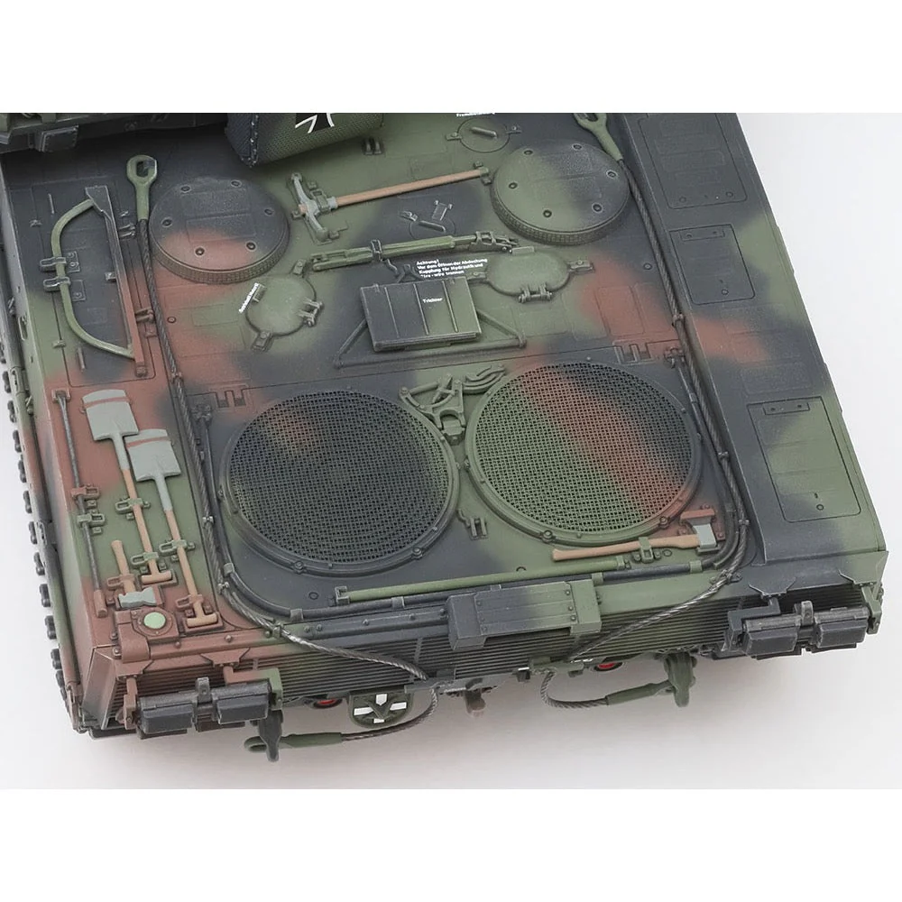 Tamiya 35387 1/35 German Main Battle Tank Leopard 2 A7V - Image 10