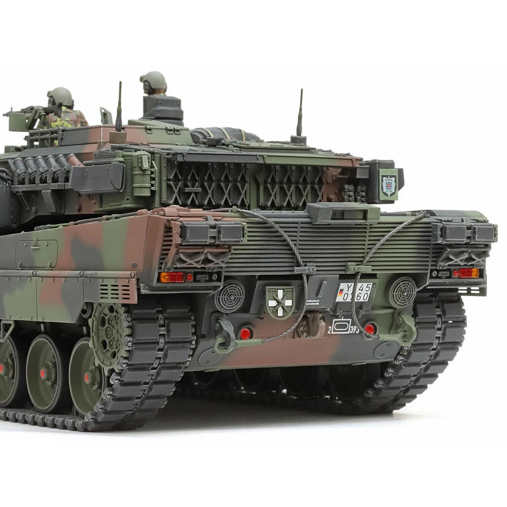 Tamiya 35387 1/35 German Main Battle Tank Leopard 2 A7V - Image 3