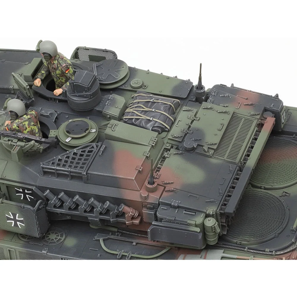Tamiya 35387 1/35 German Main Battle Tank Leopard 2 A7V - Image 4