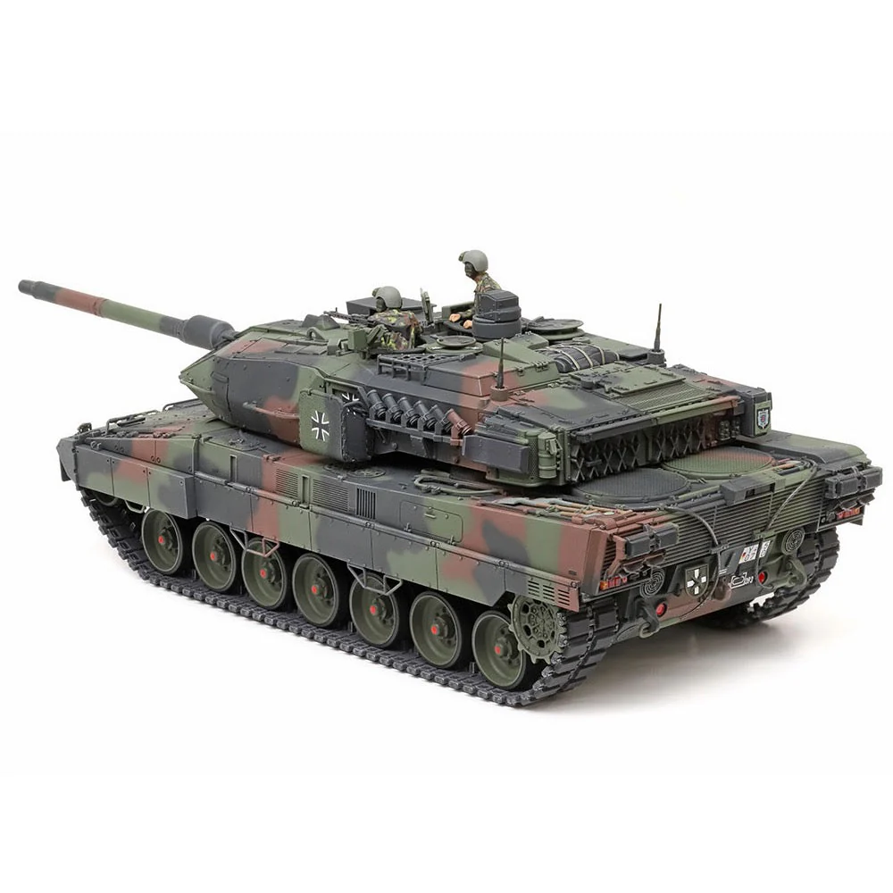 Tamiya 35387 1/35 German Main Battle Tank Leopard 2 A7V - Image 7
