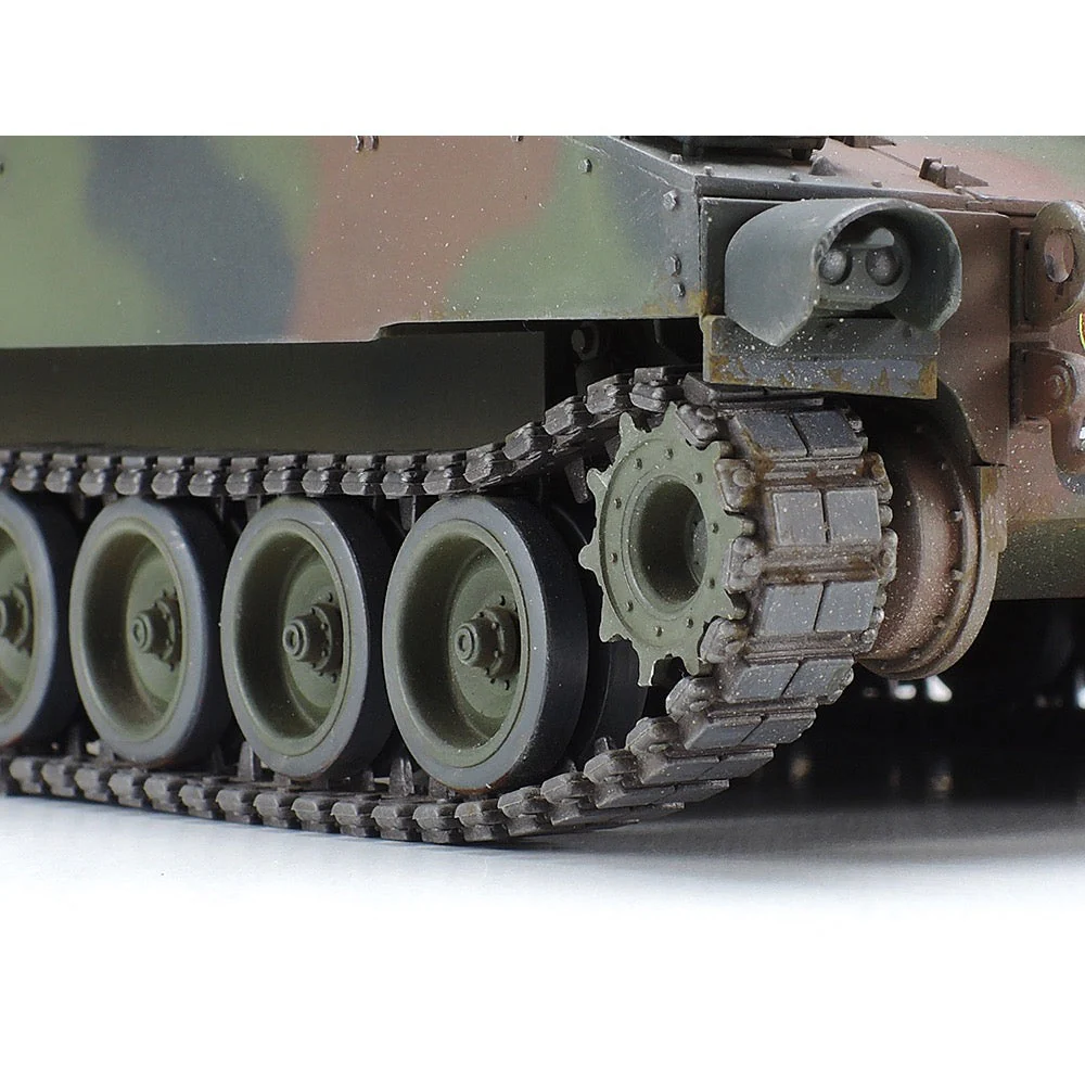 Tamiya 37022 1/35 Self-Propelled Howitzer M109A3G Plastic Model Kit - Image 5
