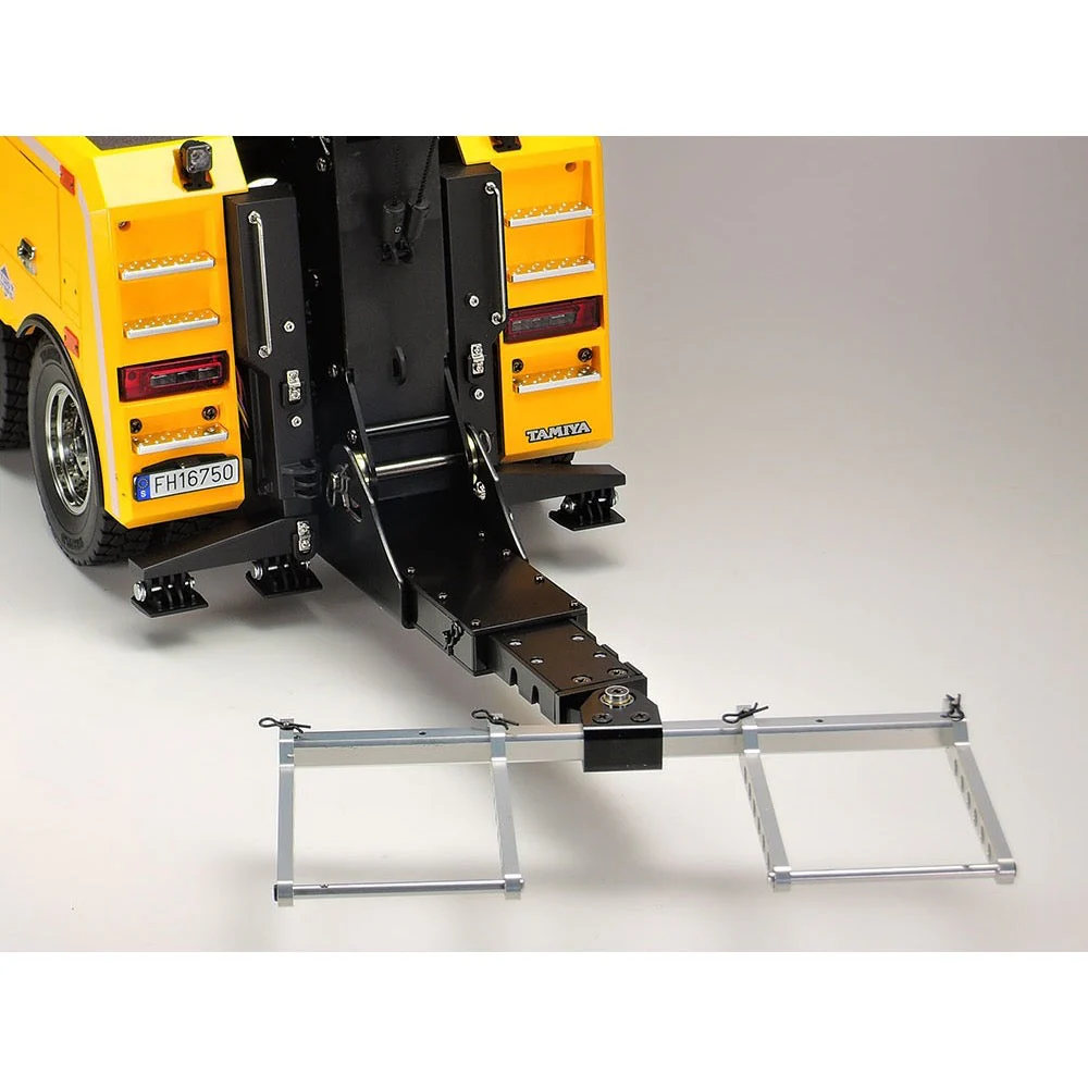 Tamiya 56362 1/14 Volvo FH16 Globetrotter 750 8x4 RC Tow Truck - Image 12