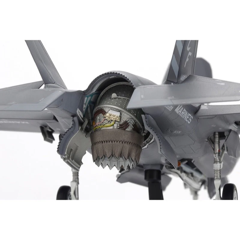 Tamiya 60793 1/72 Lockheed Martin F-35B Lightning II - Image 4