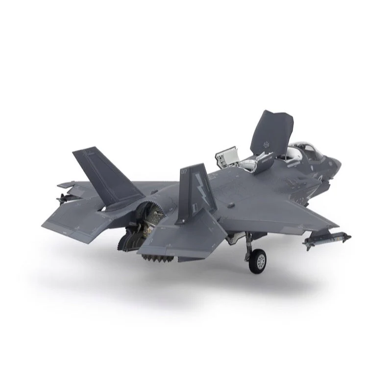 Tamiya 60793 1/72 Lockheed Martin F-35B Lightning II - Image 6
