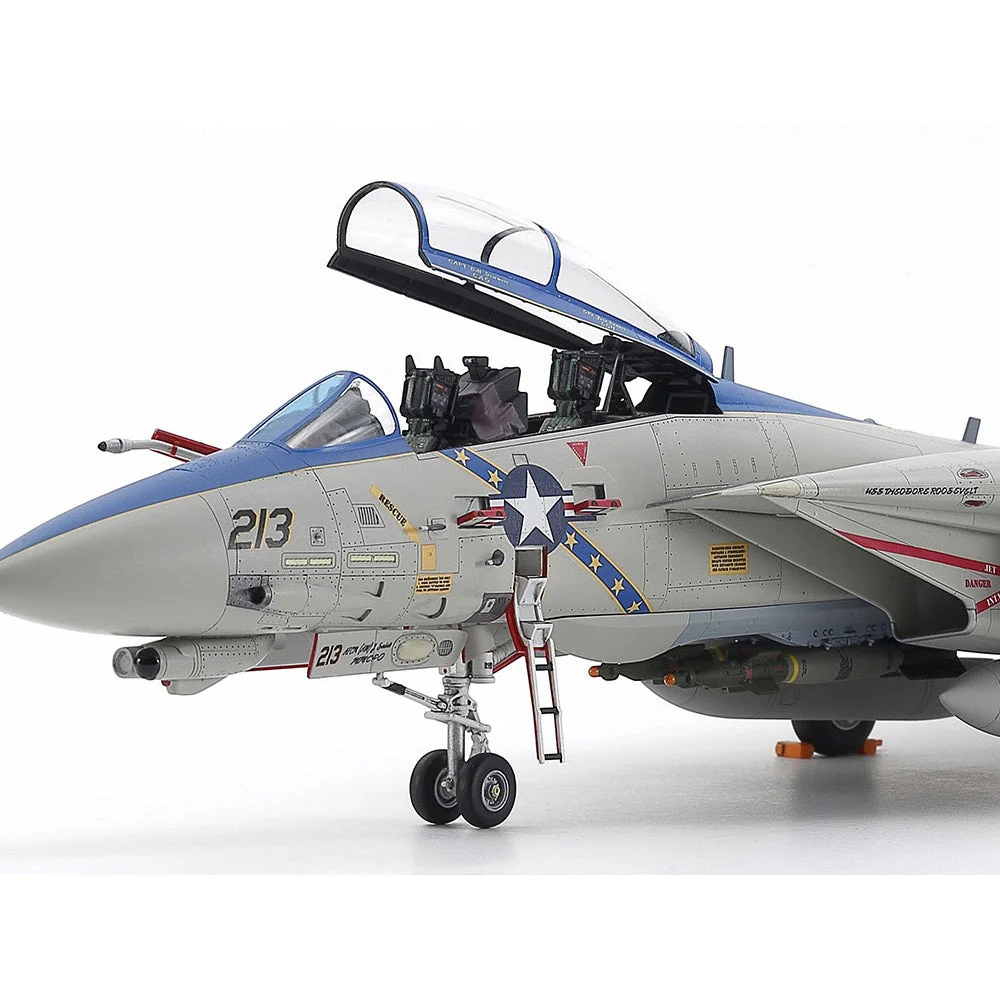 Tamiya 60795 1/72 Grumman F-14D Tomcat - Image 18