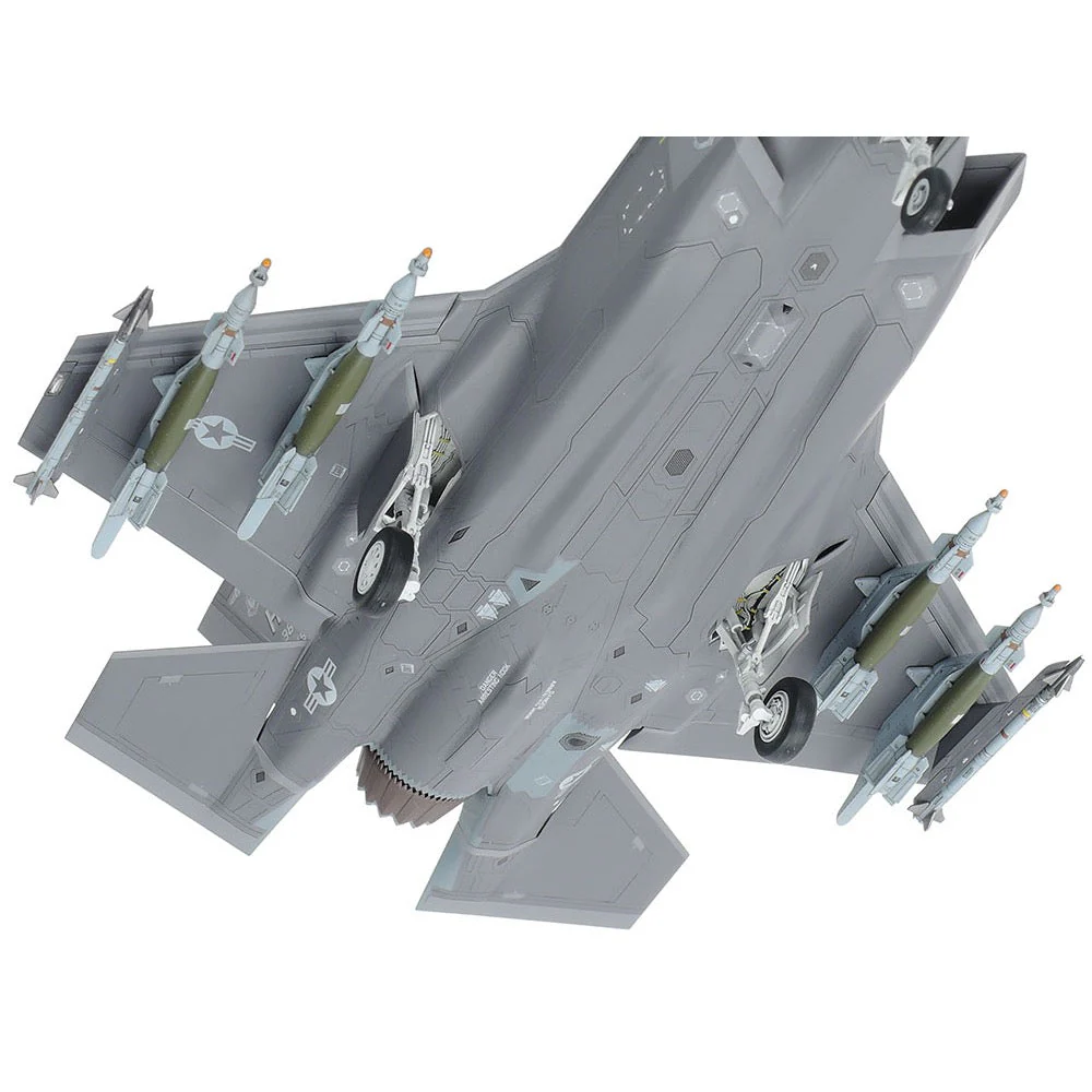 Tamiya 60792 1/72 Lockheed Martin F-35A Lightning II - Image 12