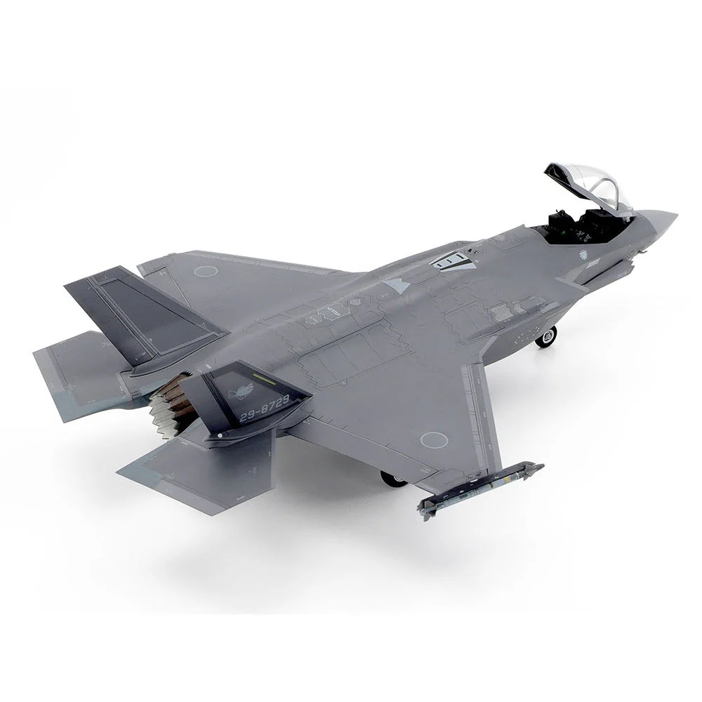 Tamiya 60792 1/72 Lockheed Martin F-35A Lightning II - Image 6