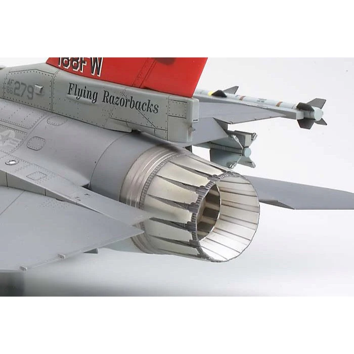 Tamiya 61101 1/48 Lockheed Martin F-16C (Block 25/32) - Image 11