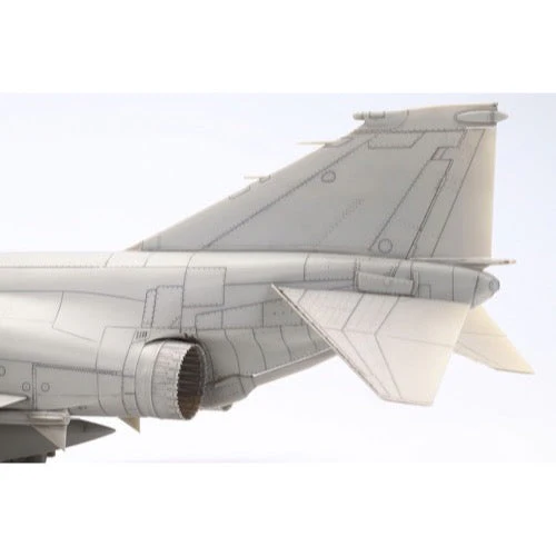 Tamiya 61121 1/48 McDonnell Douglas F-4B Phantom II - Image 13