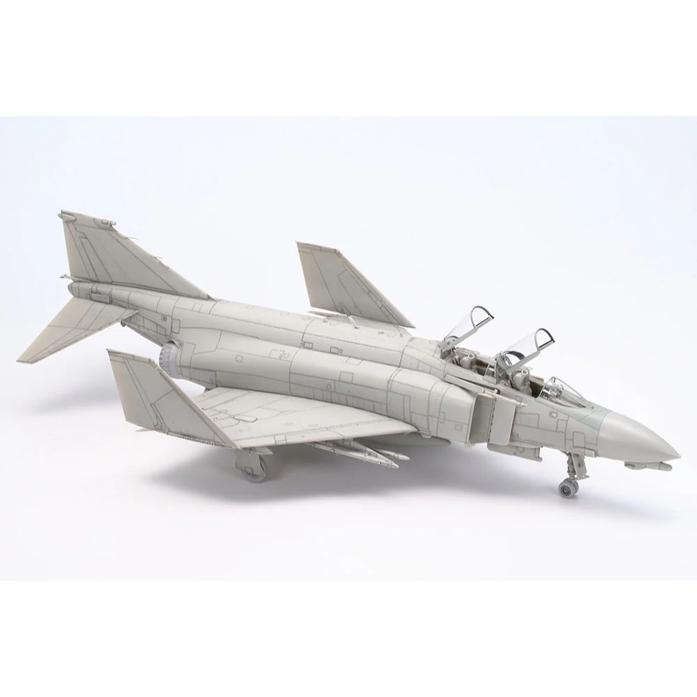 Tamiya 61121 1/48 McDonnell Douglas F-4B Phantom II - Image 9