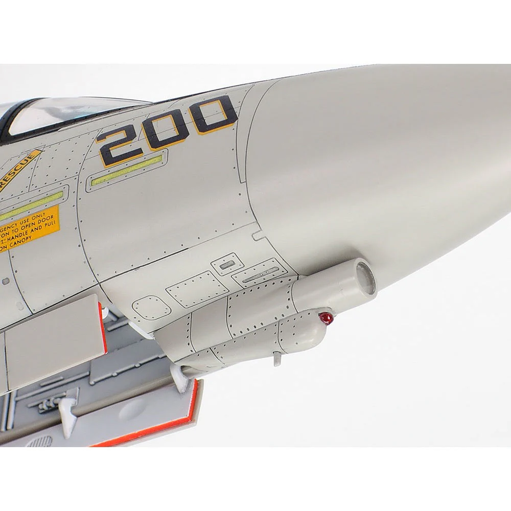 Tamiya 61122 1/48 Grumman F-14A Tomcat Late Model Carrier Launch Set - Image 10