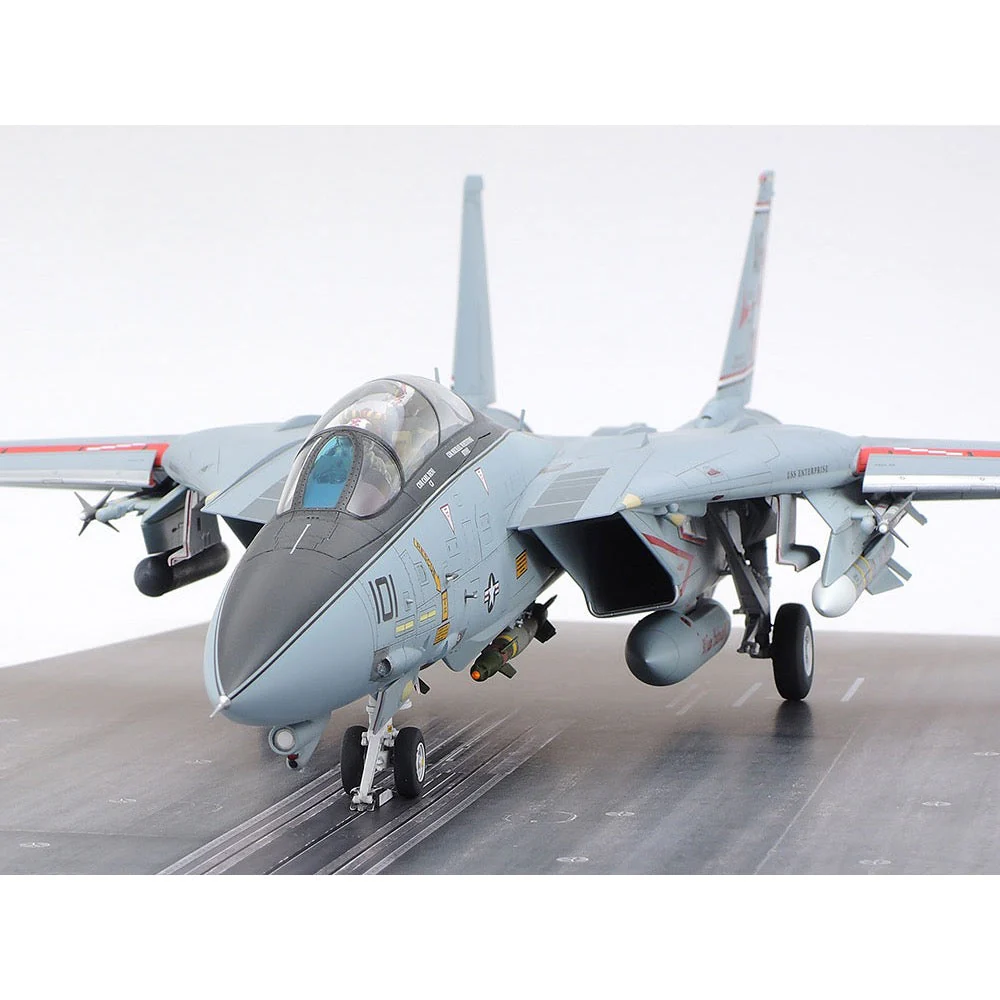 Tamiya 61122 1/48 Grumman F-14A Tomcat Late Model Carrier Launch Set - Image 4