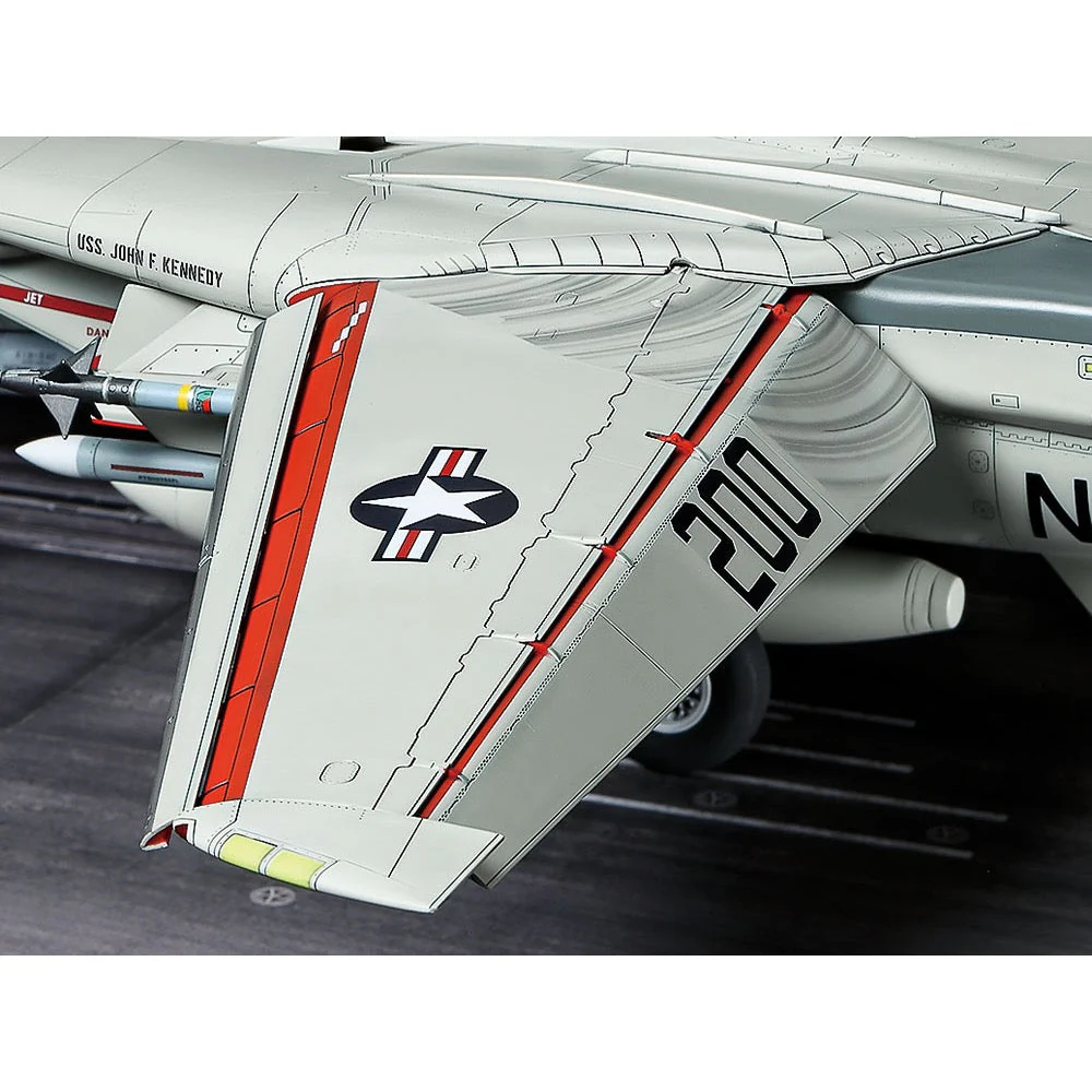 Tamiya 61122 1/48 Grumman F-14A Tomcat Late Model Carrier Launch Set - Image 7