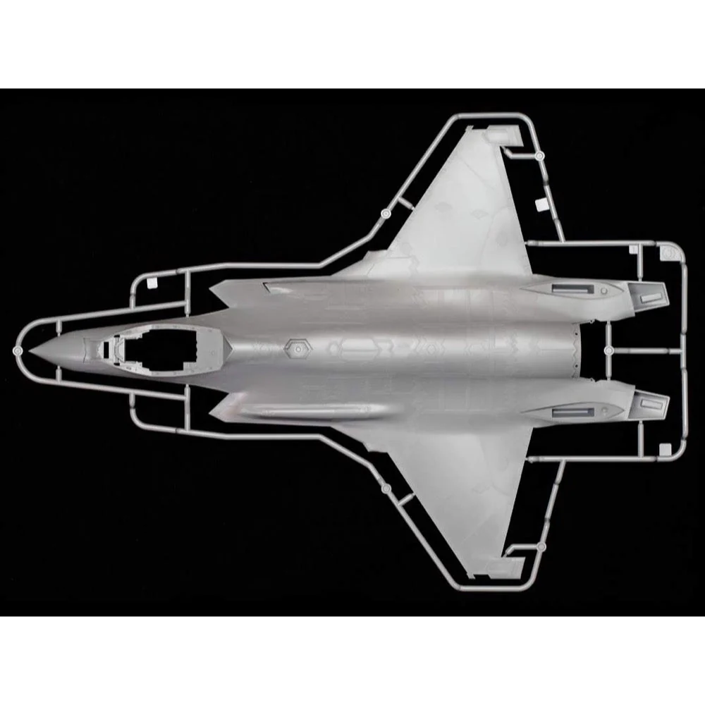 Tamiya 61124 1/48 Lockheed Martin F-35A Lightning II Australian Decals Included - Image 37