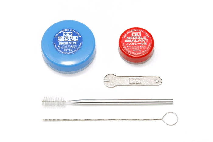 Tamiya 74548 Spray Work Airbrush Cleaning Kit - Image 3