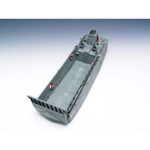 Trumpeter 00347 1/35 LCM(3) Landing Craft WWII US Navy - Image 6