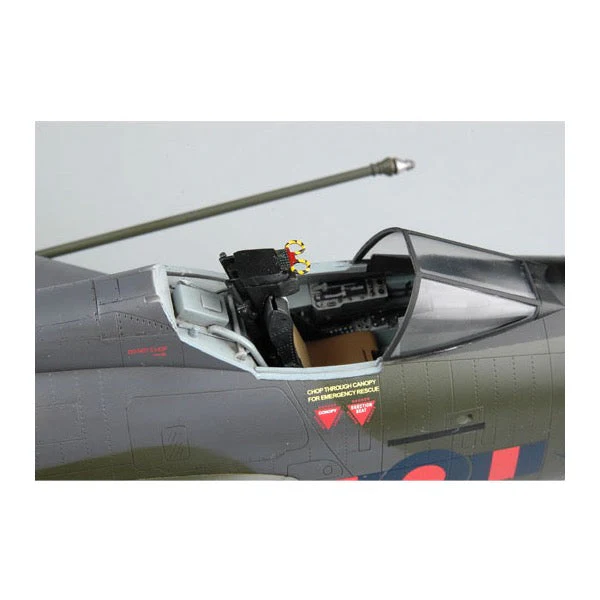 Trumpeter 02281 1/32 Aircraft - English Electric (BAC) Lightning F.2A/F6 - Image 6
