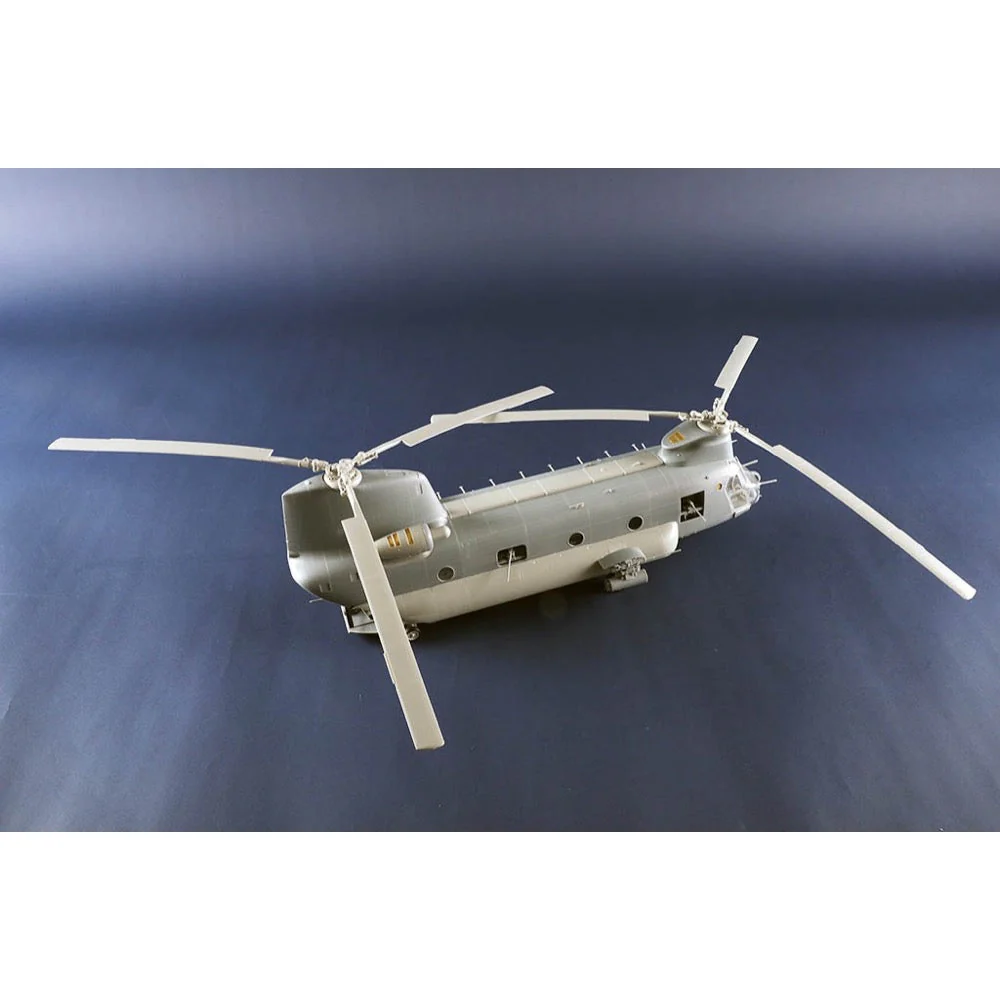Trumpeter 05113 1/35 Boeing ACH-47A Armored Chinook - Image 8