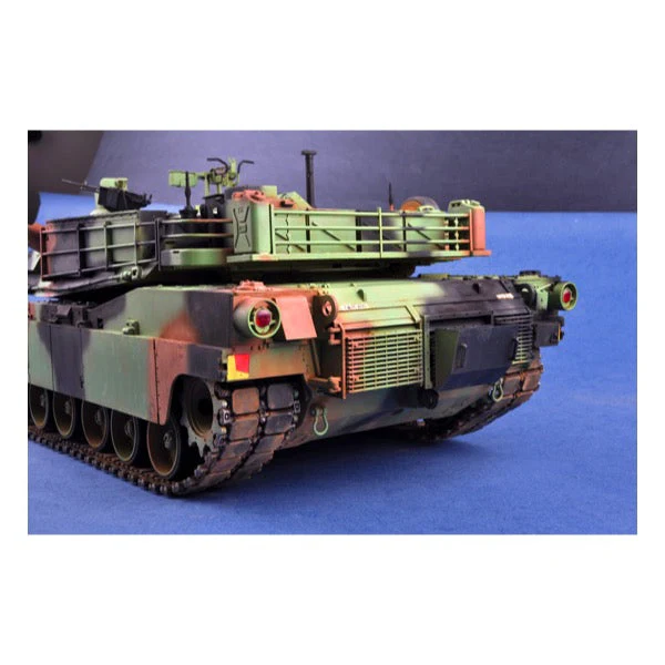 Trumpeter 00926 1/16 US M1A1 Abrams AIM MBT with Australian Decals - Image 11
