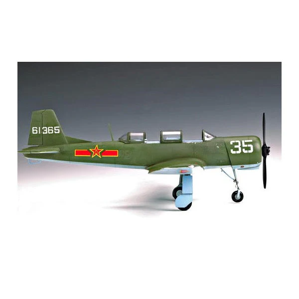 Trumpeter 02240 1/32 Nanchang CJ-6 Trainer - Image 4