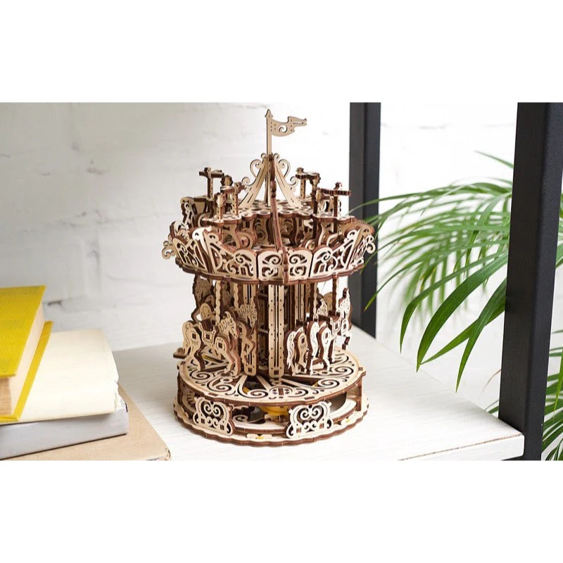 Ugears 70129 Carousel 305pce - Image 11